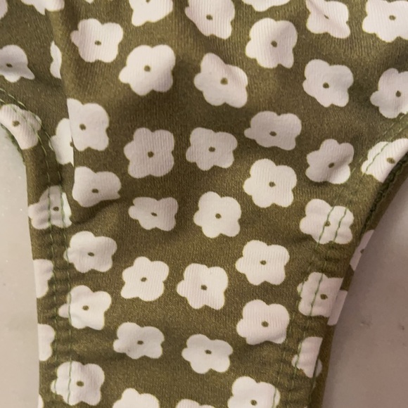 Bikini Bottoms - Picture 3 of 4